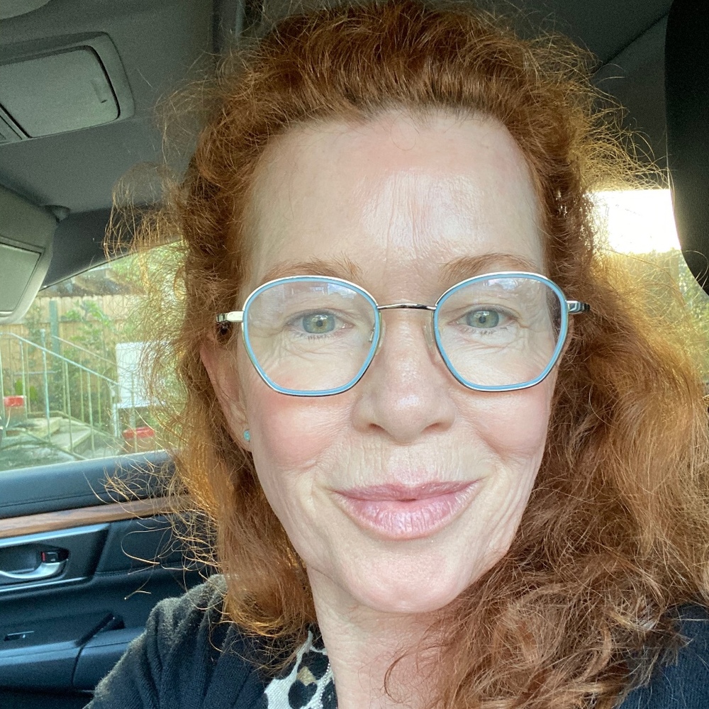 Meet your Posher, Christina